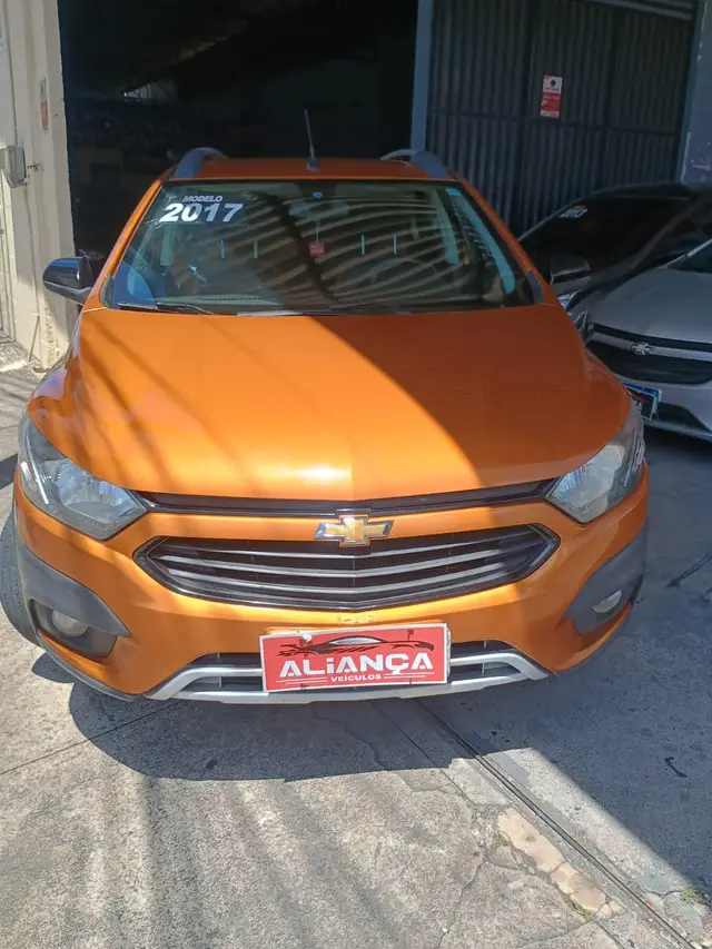 Carro Chevrolet Onix 2017 1.4 Activ SPE/4
