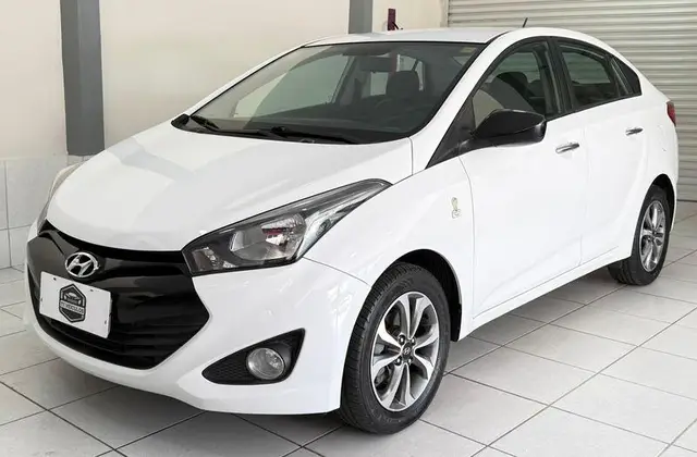 Carro Hyundai HB20S 2015 1.6 Copa do Mundo (Flex)