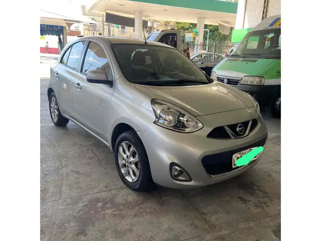 Carro Nissan March 2015 1.0 12V SV (Flex)