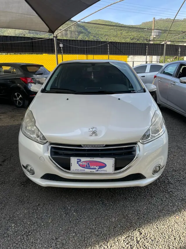 Carro Peugeot 208 2014 Active 1.5 8V (Flex)