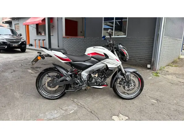 Moto Bajaj Dominar 160 2025 160 cc