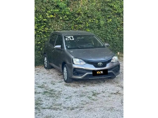 Carro Toyota Etios 2020 X Plus 1.5 (Flex)