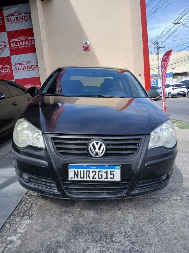 Carro Volkswagen Polo Sedan 2011 1.6 8V (Flex)