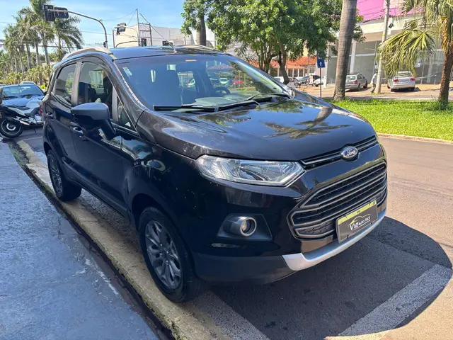 Carro Ford EcoSport 2013 Ecosport Freestyle 1.6 16V (Flex)