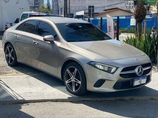 Carro Mercedes-Benz A 200 2019 Style 1.3 Turbo