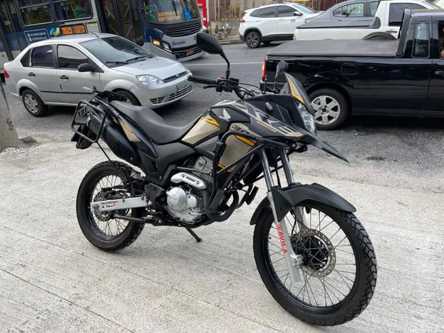 Moto Honda XRE 300 2023 ABS