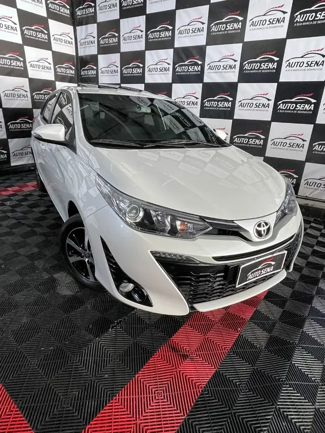 Carro Toyota Yaris 2021 1.5 XLS Connect CVT (Flex)