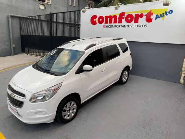 Carro Chevrolet Spin 2015 LTZ 7S 1.8 (Flex)