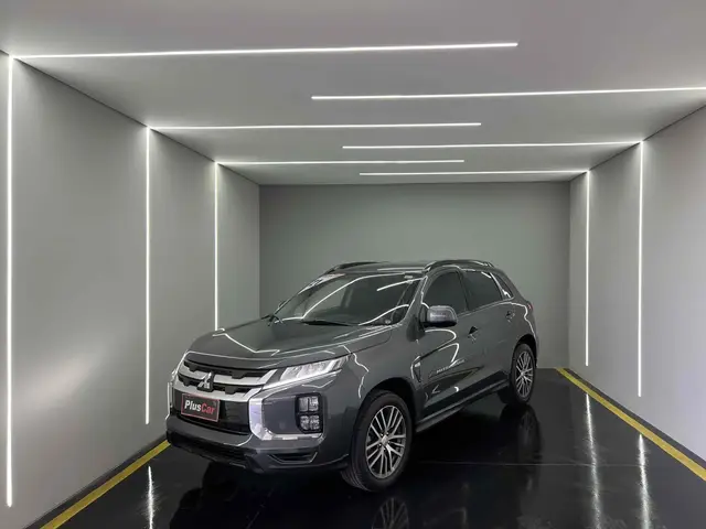Carro Mitsubishi Outlander 2021 2.0 HPE CVT