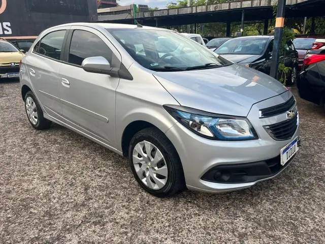 Carro Chevrolet Onix 2016 1.4 LT SPE/4
