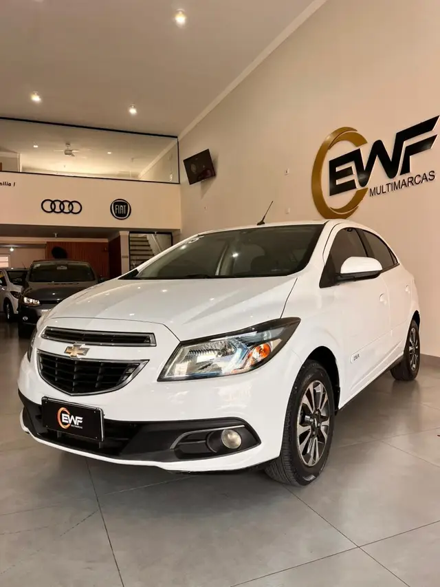 Carro Chevrolet Onix 2015 1.4 LTZ SPE/4