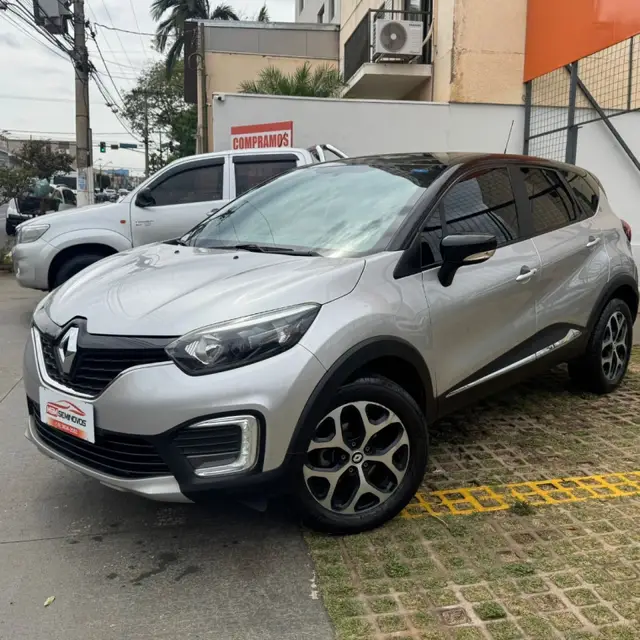 Carro Renault Captur 2021 Life 1.6 16v SCe CVT (Flex)