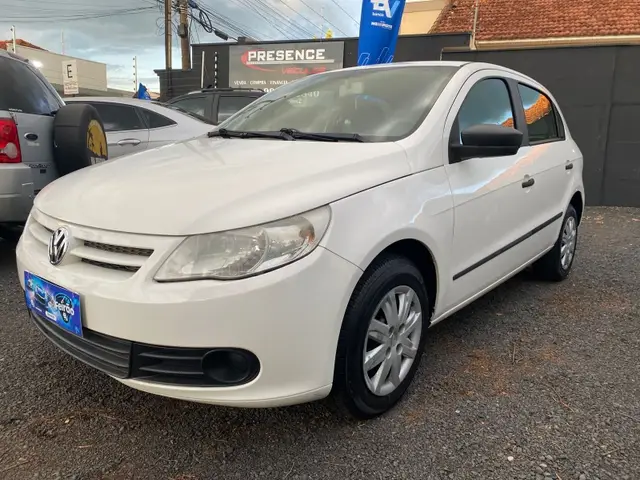 Carro Volkswagen Gol 2013 Novo  1.0 TEC (Flex) 4p