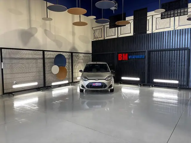 Carro Ford Fiesta Hatch 2013 Rocam 1.0 (Flex)