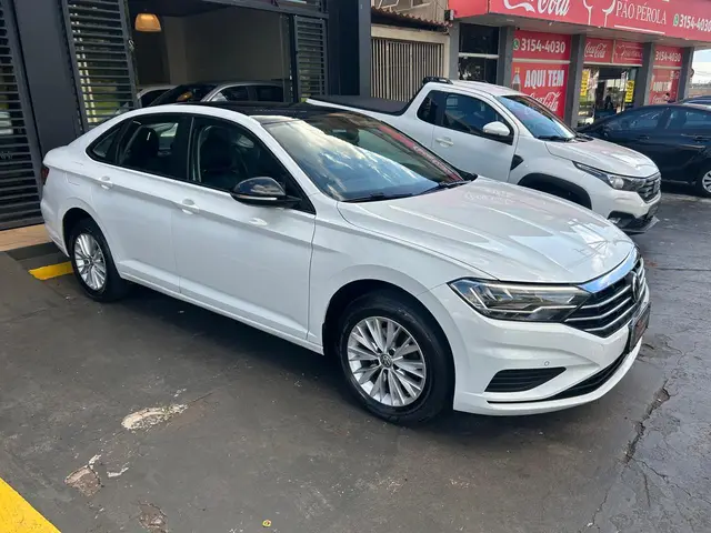 Carro Volkswagen Jetta 2019 250 TSI 1.4 flex 16v Aut.