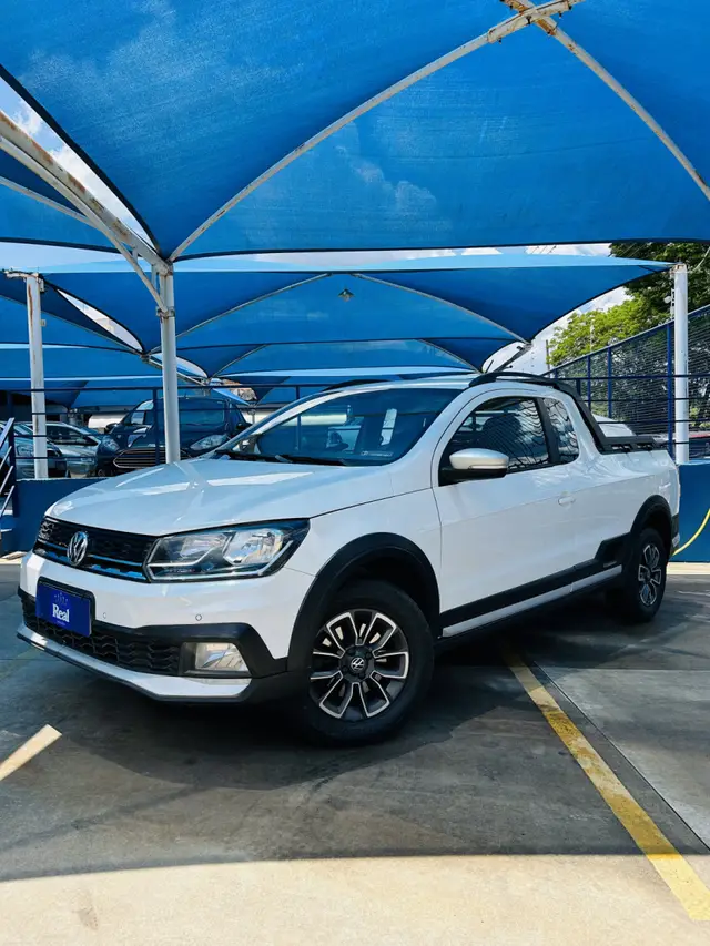 Carro Volkswagen Saveiro 2017 Cross 1.6 8v MSI CE (Flex)