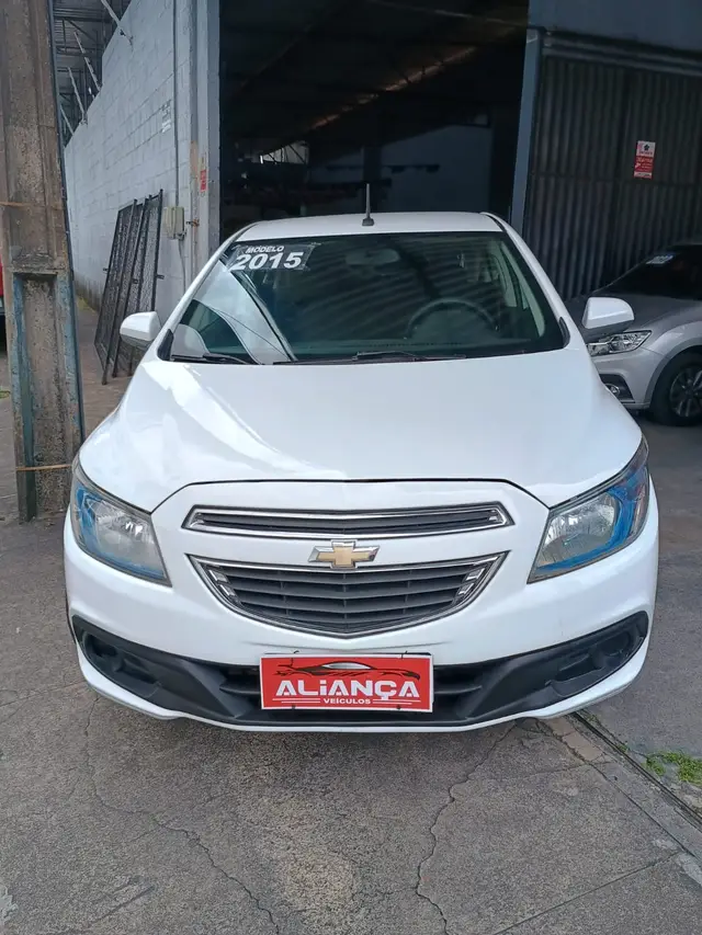 Carro Chevrolet Onix 2015 1.4 LT SPE/4