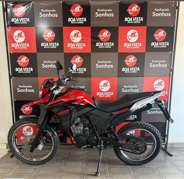 Moto Yamaha XTZ 250 Lander 2023 ABS