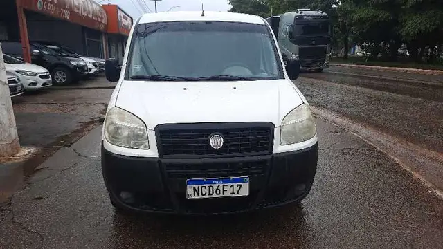 Carro Fiat Doblò Cargo 2013 1.4 8V (Flex)