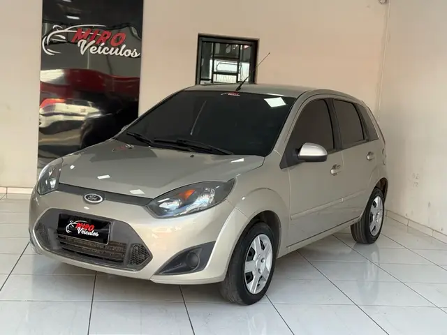 Carro Ford Fiesta Hatch 2012 1.0 (Flex)