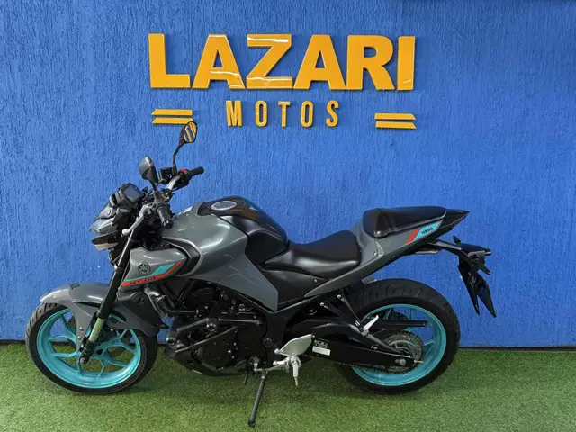 Moto Yamaha MT-03 2024 ABS