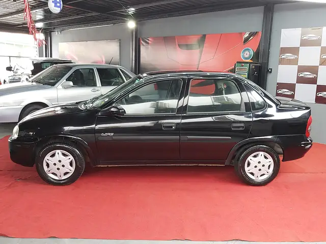 Carro Chevrolet Classic 2006 Corsa Sedan  Life 1.0 VHC