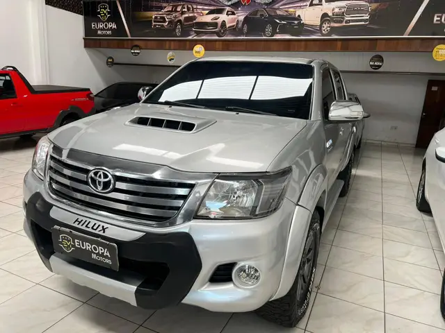 Carro Toyota Hilux Cabine Dupla 2012 Hilux 3.0 TDI 4x4 CD SRV (Aut)