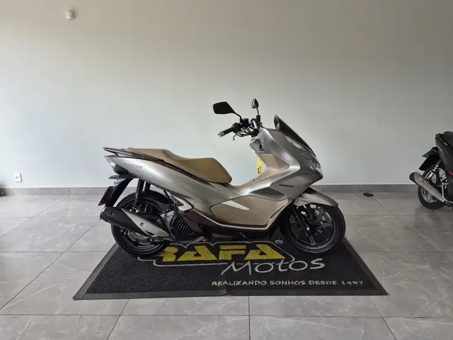 Moto Honda PCX 150 2022 DLX