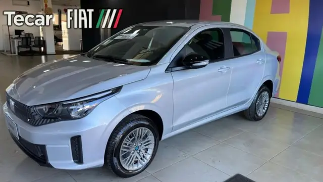 Carro Fiat Cronos 2026 Drive 1.3 MT