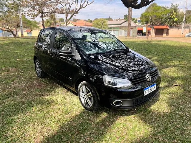 Carro Volkswagen Fox 2014 1.6 VHT (Flex)