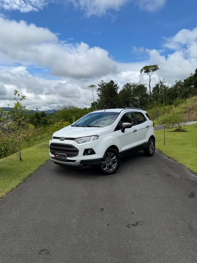 Carro Ford EcoSport 2015 Ecosport Freestyle 1.6 16V (Flex)