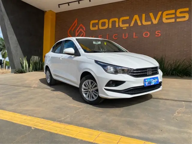 Carro Fiat Cronos 2024 Drive 1.3
