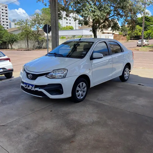 Carro Toyota Etios Sedan 2018 XS 1.5 (Aut) (Flex)