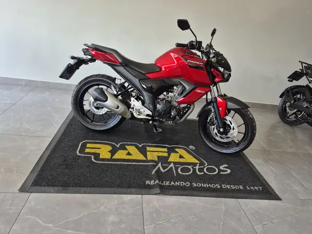 Moto Yamaha Fazer FZ15 2024 ABS