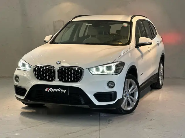 Carro BMW X1 2016 2.0 sDrive20i GP