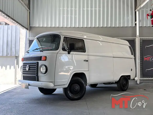 Carro Volkswagen Kombi Furgão 2010 Kombi Furgao 1.4 (Flex)