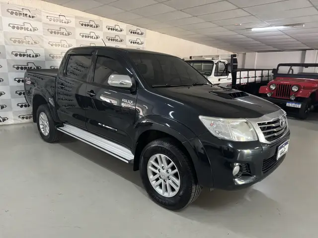 Carro Toyota Hilux Cabine Dupla 2013 Hilux 3.0 TDI 4x4 CD SRV (Aut)