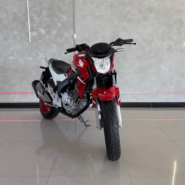 Moto Honda CB 250F Twister 2022 (CBS)