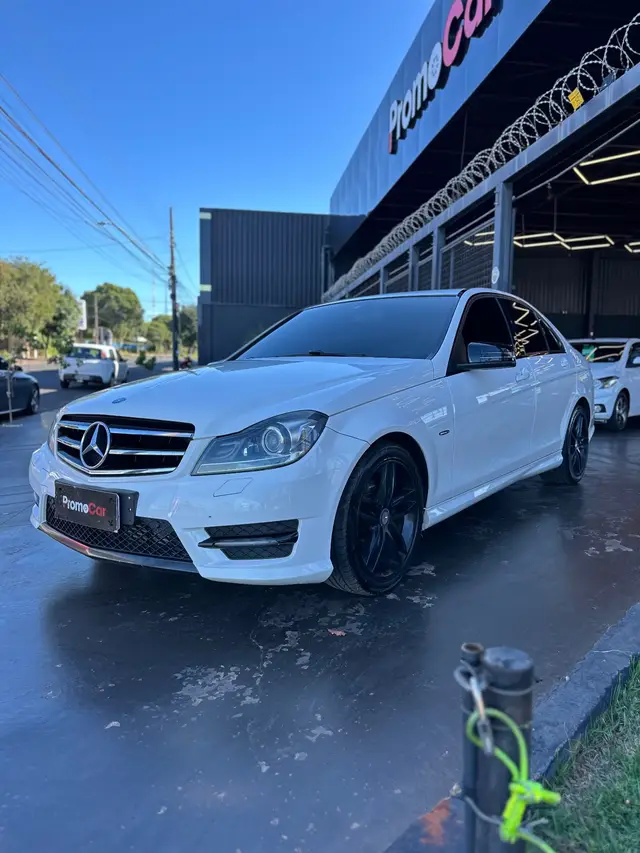 Carro Mercedes-Benz C 180  2014 CGI Touring Sport 1.6 TB Aut.