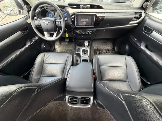 Carro Toyota Hilux Cabine Dupla 2018 Hilux 2.8 TDI SRV CD 4x4 (Aut)