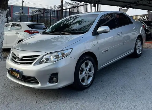 Carro Toyota Corolla 2014 2.0 Dual VVT-i Flex XEi Multi-Drive S