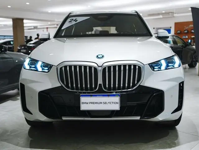 Carro BMW X5 2024 xDrive50e M Sport 3.0 Turbo (Aut.) (Híb.)