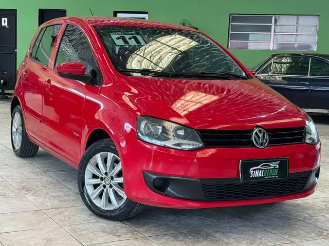 Carro Volkswagen Fox 2011 1.6 8V (Flex)
