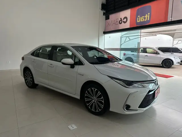 Carro Toyota Corolla 2023 Altis Hybrid Premium 1.8 Flex