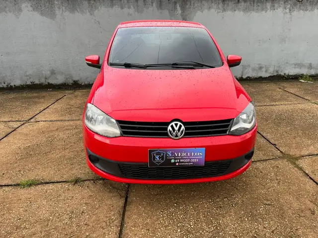 Carro Volkswagen Fox 2011 1.0 8V (Flex) 2p