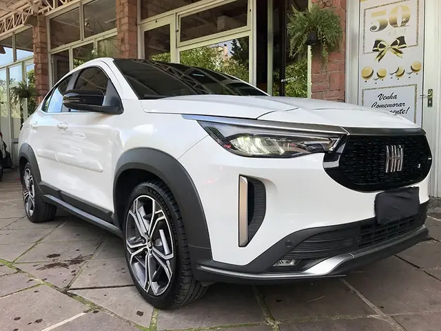 Carro Fiat Fastback 2023 Impetus Turbo 200 (Flex) (Aut)