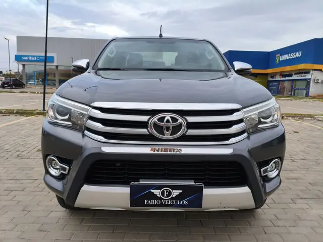 Carro Toyota Hilux Cabine Dupla 2018 Hilux 2.8 TDI SRX CD 4x4 (Aut)