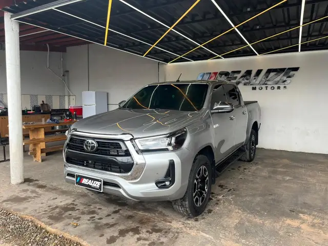 Carro Toyota Hilux Cabine Dupla 2022 SRX 2.8 TDI CD 4x4 (Aut)