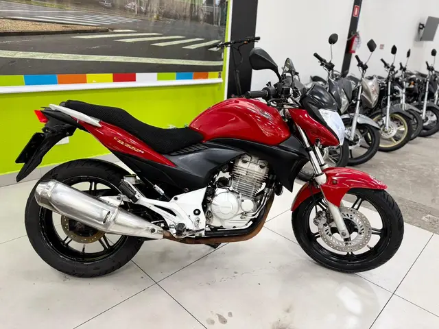 Moto Honda CB 300R 2010 Standard
