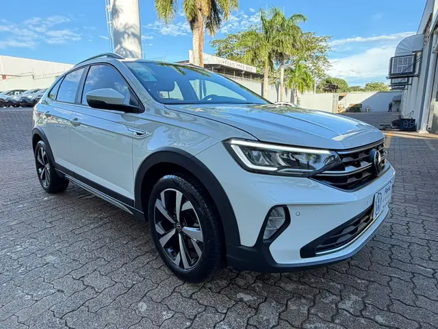 Carro Volkswagen Nivus 2024 Highline 200 TSI